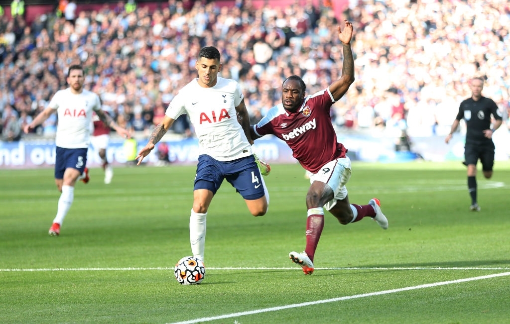 Theo George Bannister, Cristian Romero hiện có thể phải ngồi ngoài cho đến qua năm mới khi Tottenham lo sợ rằng chấn thương có thể nặng hơn dự đoán ban đầu.