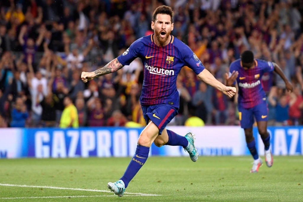 Những cầu thủ kỳ cựu như Busquets và Piqué dường như đang cố tin rằng Messi vẫn còn ở đó